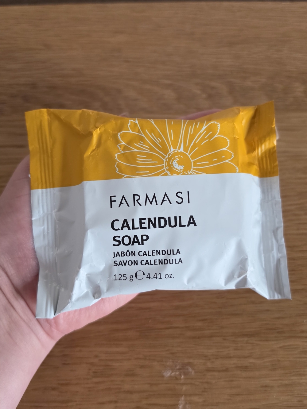 Farmasi Calendula Soap - Yellow & White Packaging